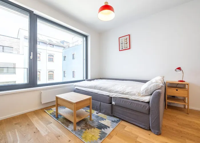 Peaceful And Cosy Newly Built With Parking *